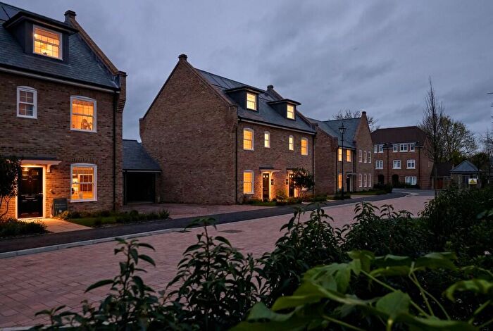 4 Bedroom Semi Detached House For Sale In Lorimer Avenue, Alfold Road, Cranleigh, GU6