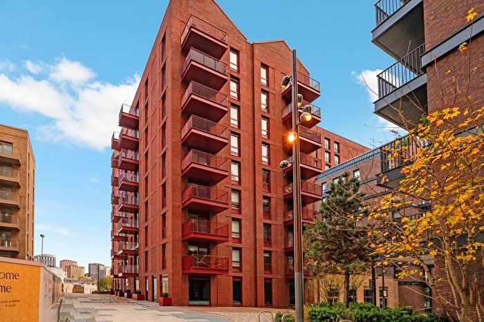 1 Bedroom Flat For Sale In Iris House, Hemlock Street, London, E14