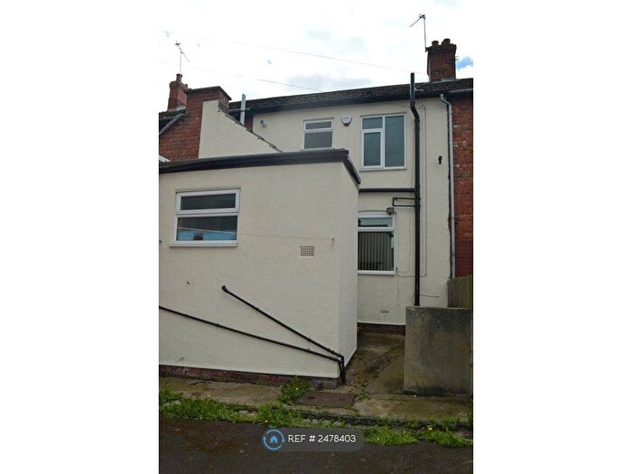 3 Bedroom Terraced House To Rent In Coppice Road, Doncaster, DN6