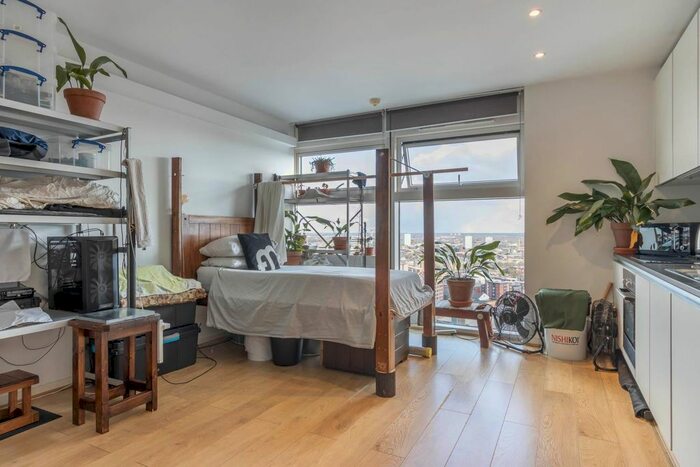 Studio To Rent In The Cube, Wharfside Street, Birmingham, B1