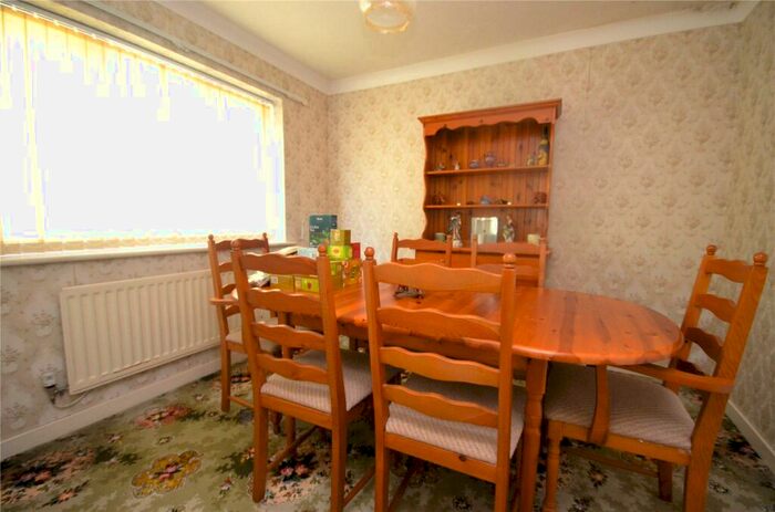 4 Bedroom Detached House For Sale In Pampas Close, Colchester, Essex, CO4