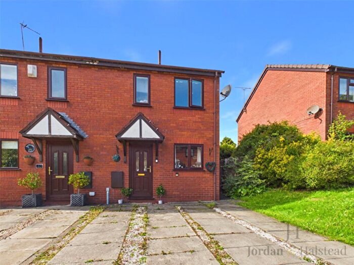 2 Bedroom Semi-Detached House For Sale In Pasture Close, Kelsall, Tarporley, Cheshire, CW6