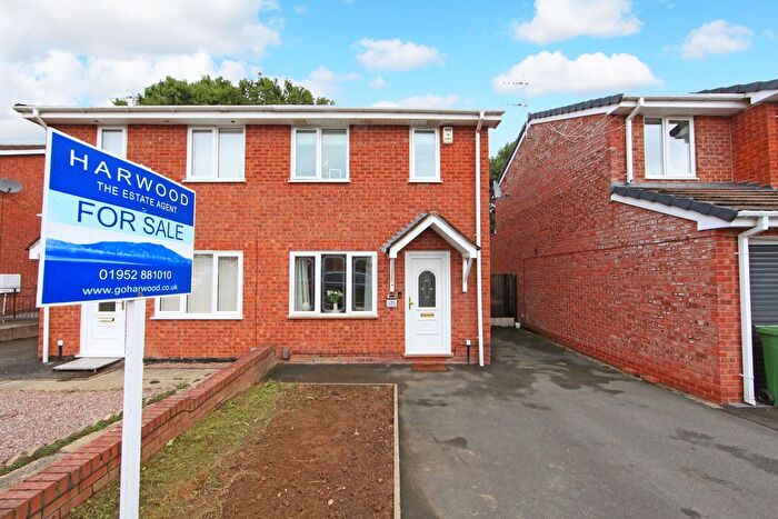 2 Bedroom Semi-Detached House For Sale In Lawford Close, Aqueduct, TF4