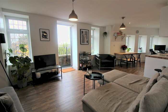 1 Bedroom Flat To Rent In Lordship Lane, London, N22