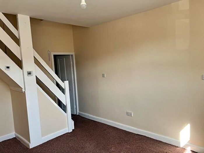 2 Bedroom Terraced House To Rent In Swanhill Close, Manchester, M18
