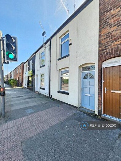 2 Bedroom Terraced House To Rent In Manchester Old Road, Middleton, Manchester, M24