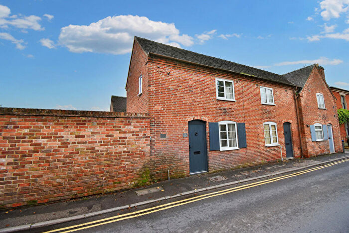 1 Bedroom Cottage For Sale In Belle Vue Road, Ashbourne, DE6