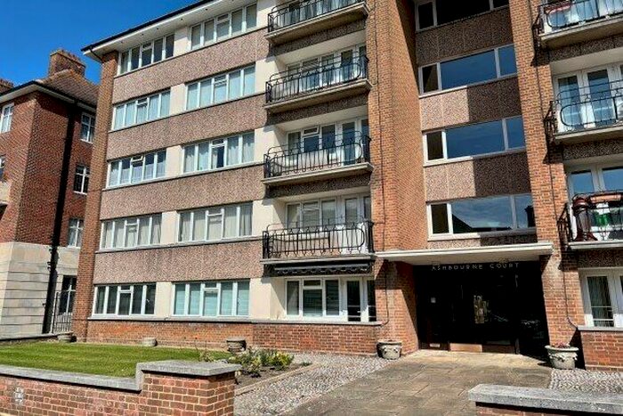 3 Bedroom Flat To Rent In Ashbourne Court, Eastbourne, BN21