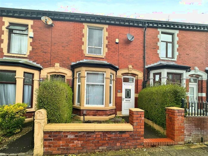 3 Bedroom Terraced House To Rent In Lynthorpe Road, Blackburn, Lancashire, BB2