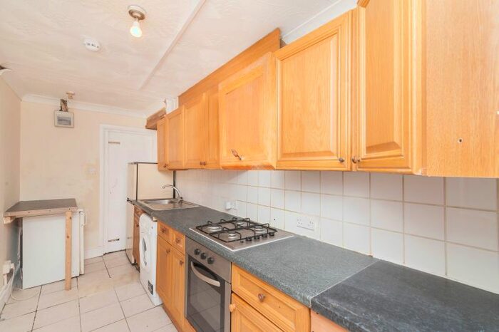 4 Bedroom Flat To Rent In Malden Road, Chalk Farm, NW5