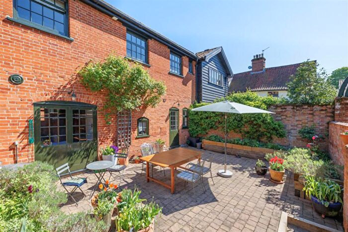 6 Bedroom House For Sale In Chediston Street, Halesworth, IP19