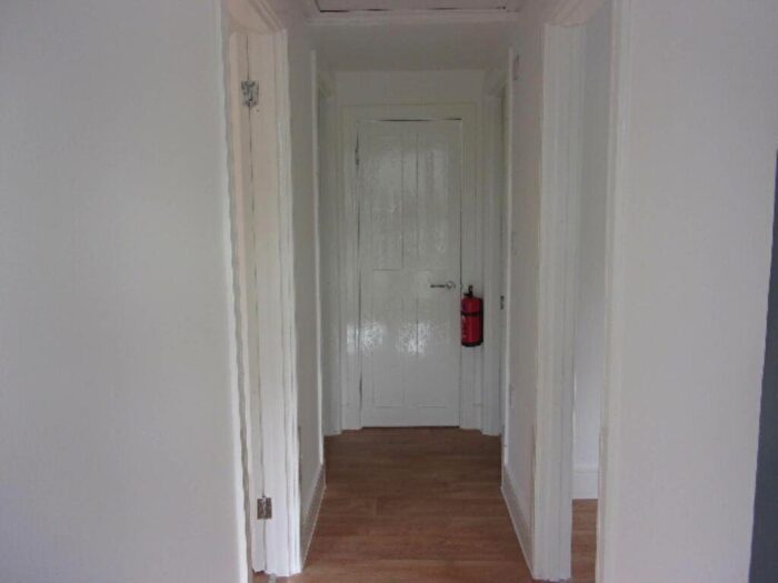 2 Bedroom Chalet To Rent In Otterham, PL32