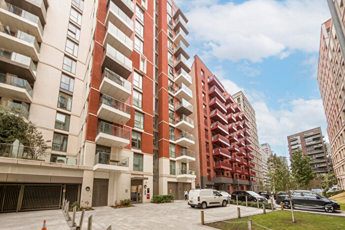 2 Bedroom Apartment To Rent In Denver Building, Malthouse Road, Wandsworth, London, SW11