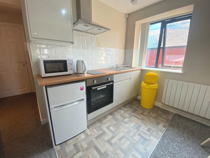 1 Bedroom Private Hall To Rent In Ullswater Road, Lancaster, LA1