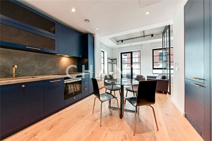 Studio To Rent In Orchard Place, Tower Hamlets, London, E14