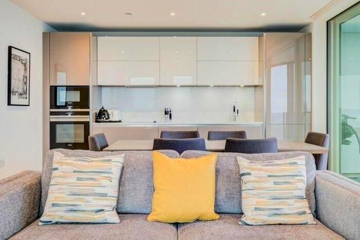 1 Bedroom Property To Rent In Southwark Bridge Road, London, SE1