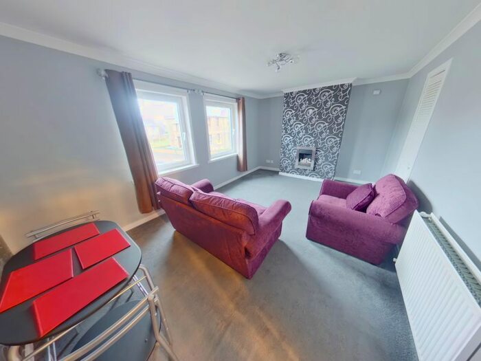 2 Bedroom Flat To Rent In High Street, Thurso, KW14
