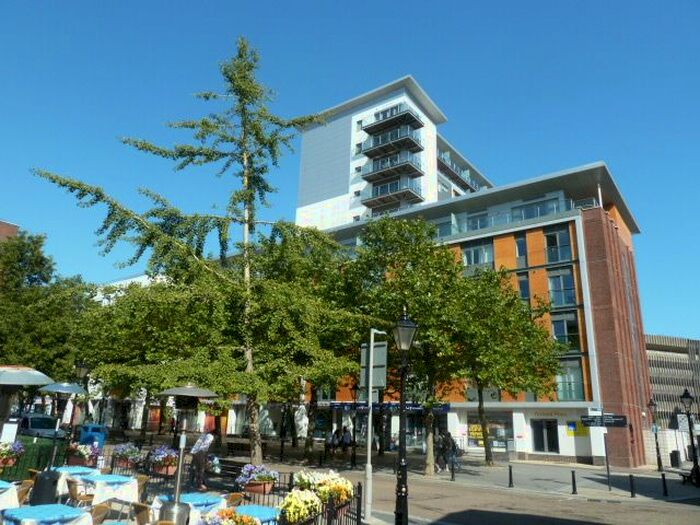 1 Bedroom Flat To Rent In Orchard Plaza, Poole, Dorset, BH15