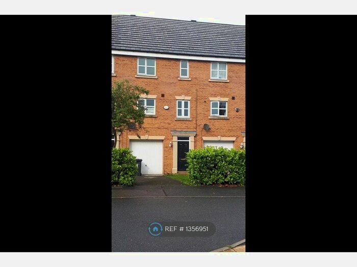 3 Bedroom Terraced House To Rent In Morse Way, Kettering, NN14