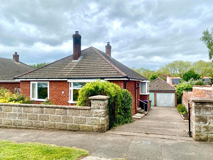 3 Bedroom Detached Bungalow For Sale In Clint Lane, Navenby, LN5