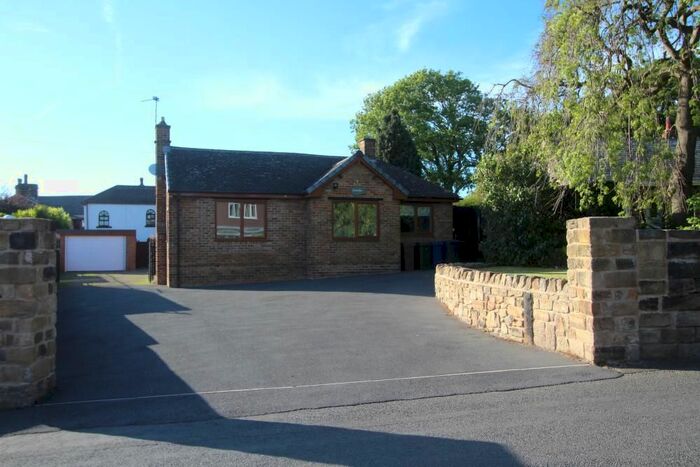 3 Bedroom Detached Bungalow To Rent In Spring Lane, Carlton, Barnsley, Eee, S71