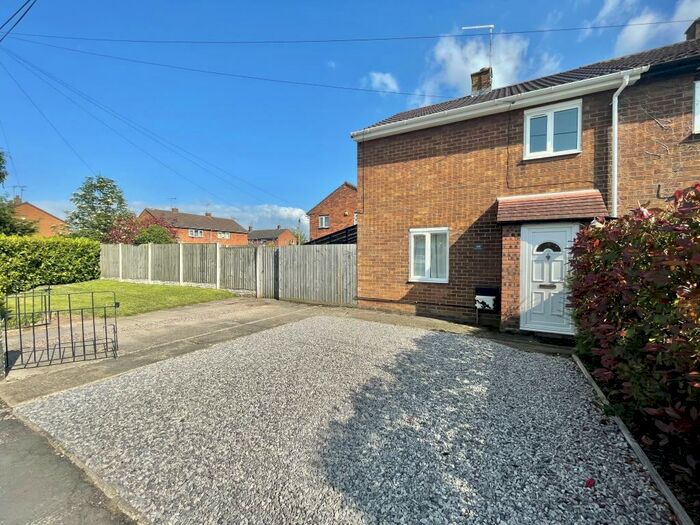 3 Bedroom End Of Terrace House To Rent In Weston Grove, Upton, Chester, CH2