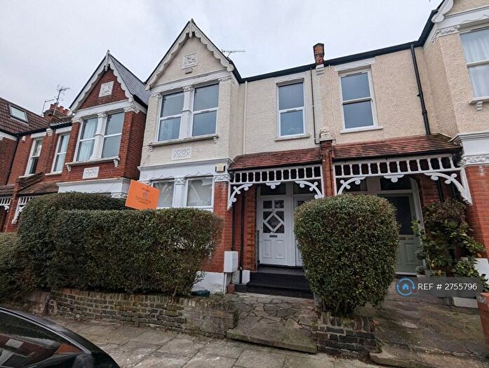 2 Bedroom Flat To Rent In Princes Avenue, London, N22