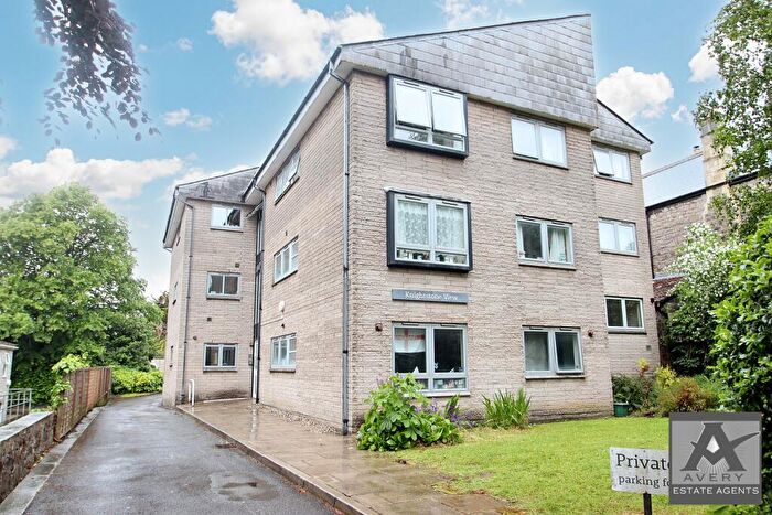 2 Bedroom Flat To Rent In Knightstone View, BS23