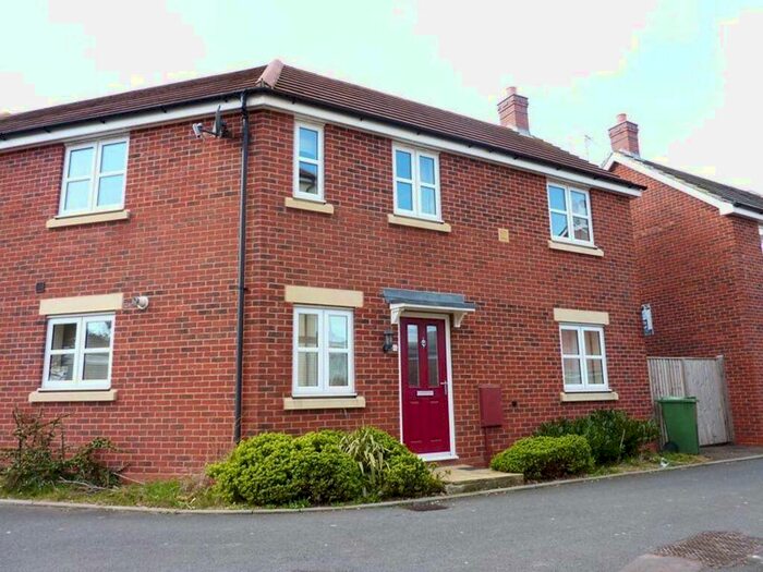 3 Bedroom House To Rent In Cheltenham, GL51