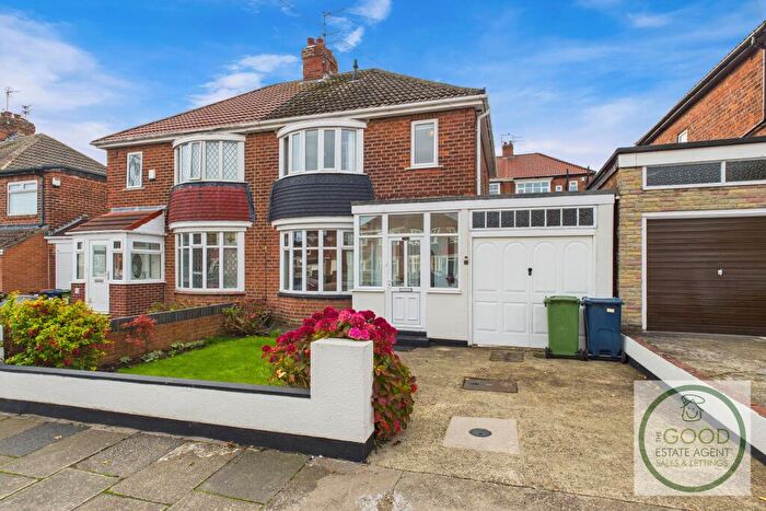 3 Bedroom Semi-Detached House To Rent In Dykelands Road, Sunderland, SR6