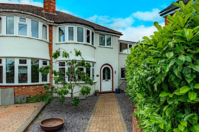 4 Bedroom Semi-Detached House For Sale In Bateman Road, Coleshill, B46