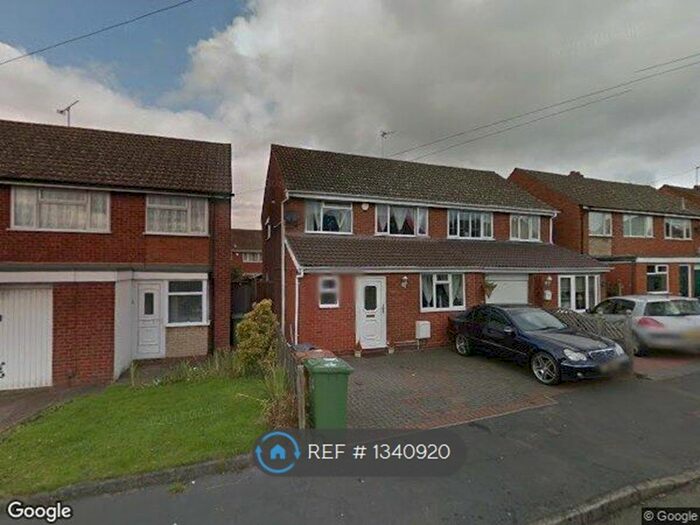 3 Bedroom Semi-Detached House To Rent In Haddon Crescent, Willenhall, WV12
