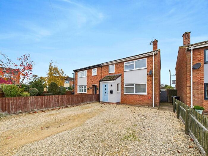 3 Bedroom Semi Detached House For Sale In Jubilee Place, Staunton, Gloucester, GL19