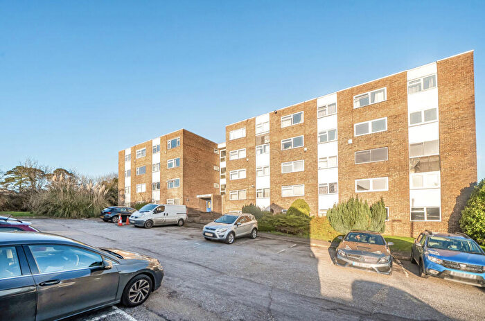 2 Bedroom Flat For Sale In Anson Drive, Sholing, Southampton, Hampshire, SO19