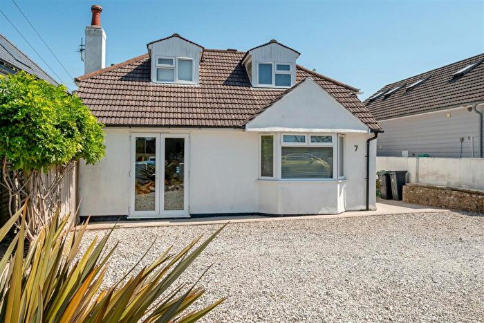 4 Bedroom Chalet For Sale In Newton Road, Swanage, BH19