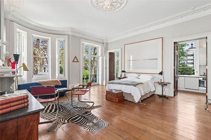 1 Bedroom Flat For Sale In Stanley Gardens, London, W11