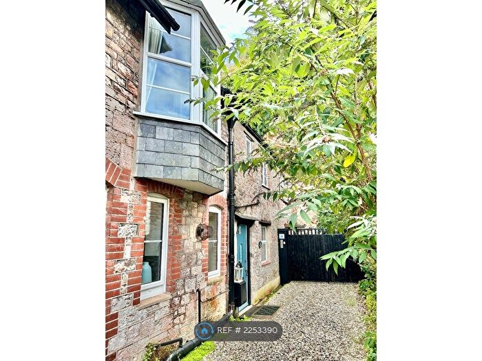 2 Bedroom Terraced House To Rent In Vane Hill Road, Torquay, TQ1