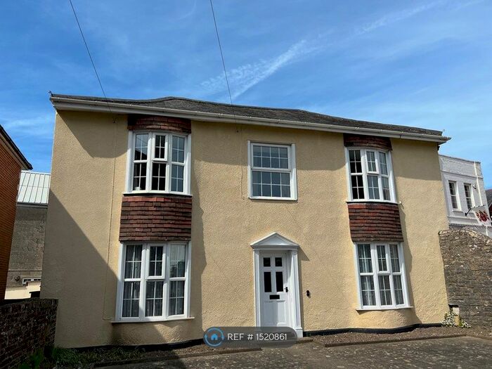 1 Bedroom Flat To Rent In West Villas, Axminster, EX13