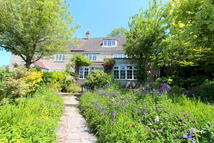 3 Bedroom Property To Rent In Marksbury, Bath, BA2