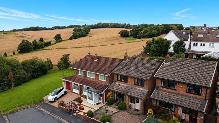 3 Bedroom Detached House For Sale In Maple Close, Billinge, Wigan, WN5