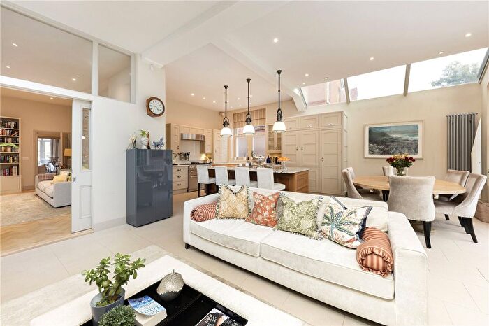 6 Bedroom Semi-Detached House To Rent In Rusholme Road, London, SW15