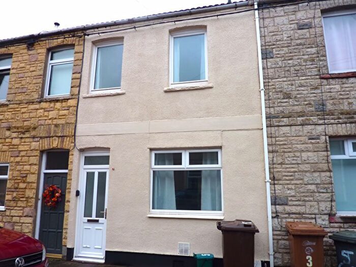 3 Bedroom Terraced House To Rent In Coronation Street, Pontymister, Risca, NP11