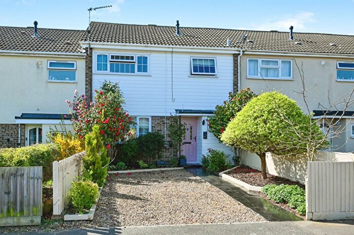 3 Bedroom Semi Detached House For Sale In Filberts, King's Lynn, PE30