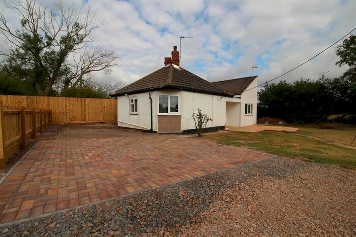 2 Bedroom Bungalow To Rent In Leicester Road, Countesthorpe, Leicester, LE8
