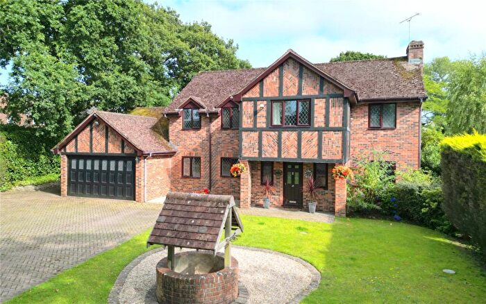 4 Bedroom Detached House For Sale In Stouts Lane, Bransgore, Dorset, BH23