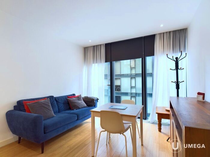 2 Bedroom Flat To Rent In Simpson Loan, Quartermile, Edinburgh, EH3