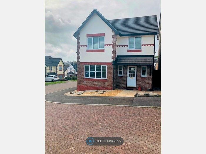 3 Bedroom Detached House To Rent In Century Close, St Austell, PL25