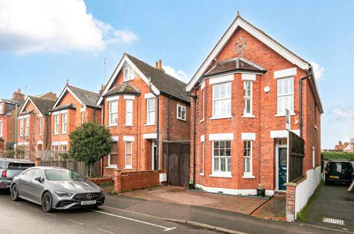 5 Bedroom Detached House For Sale In Springfield Meadows, Weybridge, Surrey, KT13