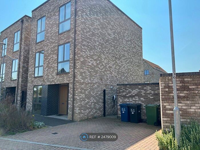 4 Bedroom Detached House To Rent In Knightly Avenue, Cambridge, CB2