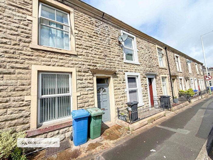 3 Bedroom Terraced House For Sale In Blackburn Road, Haslingden, Rossendale, BB4